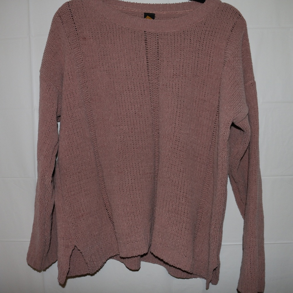 Pink thick sweater